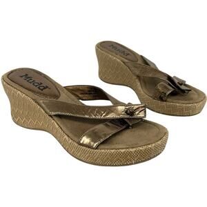 VTG y2k Women's Gold MUDD Painter Strappy Platform Slip On Thong Sandals Sz 9M